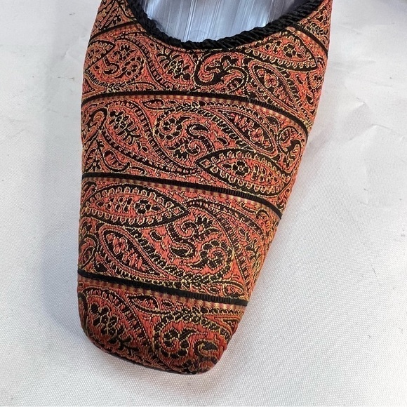 STUART WEITZMAN Beautiful Embroidered Jacquard Slippers - Picture 5 of 11